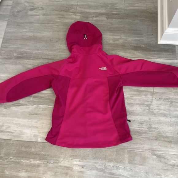 North Face Pink Summit Series Windstopper Jacket. Size Medium - Picture 8 of 8